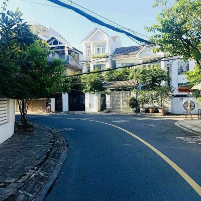 CHỦ CẦN BÁN GẤP NHÀ KINH DOANH MẶT TIỀN ĐƯỜNG NGUYỄN TRI PHƯƠNG HỘI AN