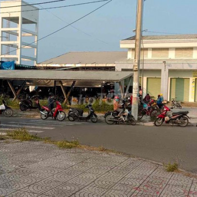 Chính chủ cần bán lô đất đối diện chợ điện nam bắc kinh doanh buôn bán