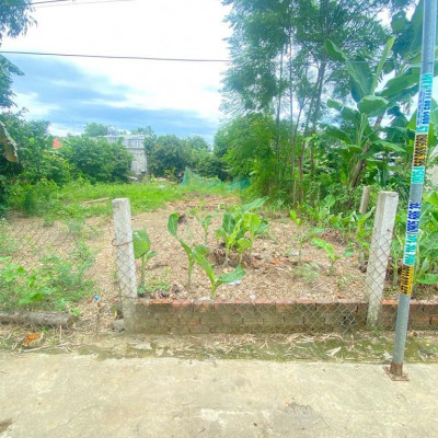 Bán gấp lô đất gần Sân Vận Động Chợ Chùa đường ô tô chỉ 6xx