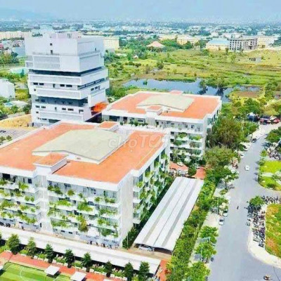 Nằm Cạnh ĐH FPT và Bệnh Viện Phan Châu Trinh.