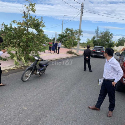 Bán đất sát ngay phổ cổ Hội An giá chỉ 15tr/m²