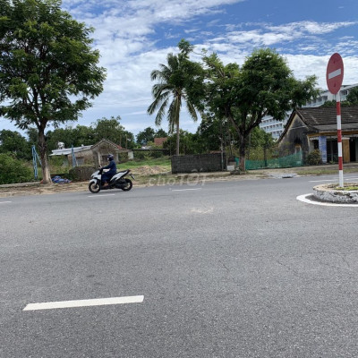 đất thổ cư , đã có sổ , mặt tiền đường võ nguyên giáp , diện tích 767m