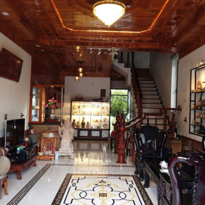 Bán nhà Tân cổ điển, hai tầng đổ ngay Trung Tâm thị trấn Hương An