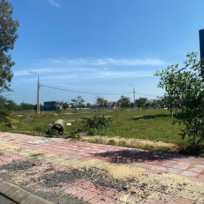 Đất Nền Nhà Phố - Biệt Thự Hội An, Giá Chỉ 15,4 triệu/m2.