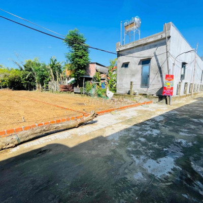 Vàng lao dốc đầu tư BĐS thôi nào Đường rộng 5m5 giá 4xxtr