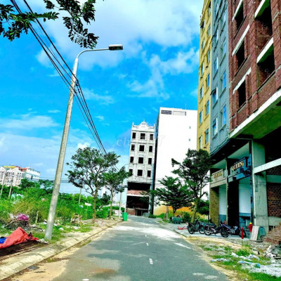 Sốc! Biệt thự KĐT Green gần biển kề sông, S :174,5m2, hướng Đông Nam