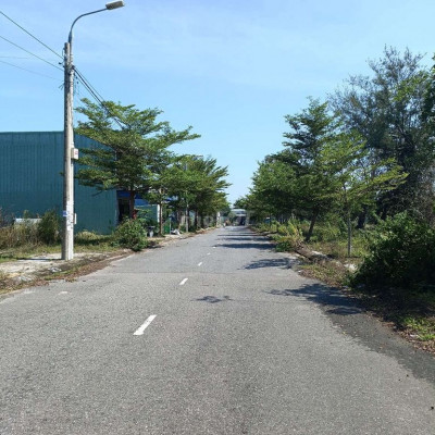 94.5m2 đường 7m5 đối diện công viên KDT An Phú Quý Điện Ngọc