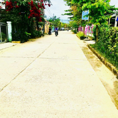 Cần bán gấp đất sát đường Trần Phú giá chỉ 5xx,gần chợ,Khu công nghiệp