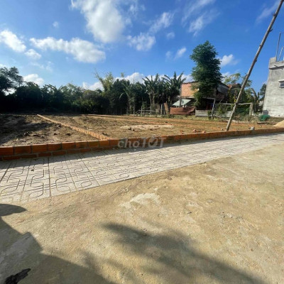 6xxtr lô đất - Ngang 6m đường 5m DT lớn 215m2 đất ở