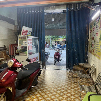 Cho thuê mặt bằng kinh doanh, giá rẻ, đường Huỳnh Thúc Kháng, Tam Kỳ