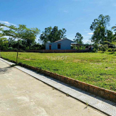 Xuân Diệm Điện Tiến - Cách đường nhựa chính vào 50m