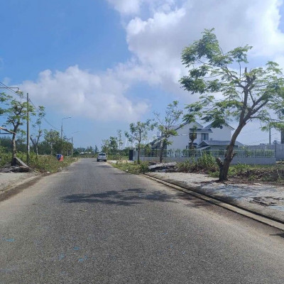 110m2 KDT Số9 Điện Ngọc . sạch đẹp