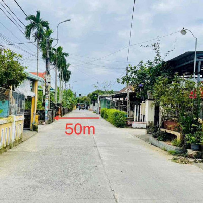 Sụp hầm lô ngay phố chợ thanh quýt, đường oto