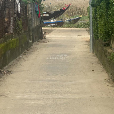 Chỉ 10,6 triệu/ m2 cho lô đất cách khu du lịch đua thuyền Cẩm Kim 30m