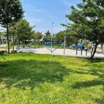 100m2 mặt tiền lê trọng tấn Hội An view công viên