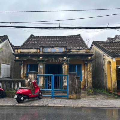 cho thuê mặt tiền nhà cổ đường Nguyễn Duy Hiệu. ngay cạnh chợ hội an.