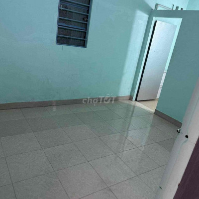 chính chủ cần bán dãy trọ 6 phòng thu nhập 5tr/tháng