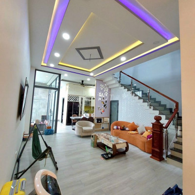 Bán nhà 3 tầng đẹp Thôn Bồ Mưng 3, Điện Thắng Bắc, Điện Bàn