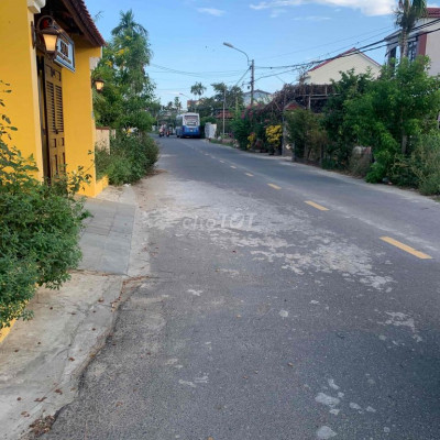 Mặt tiền Lê Thánh Tông cần bán gấp, 136m2 mặt tiền 6m