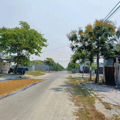 Chính Chủ Bán Đất KDT Sô 9 Đường 7m5, Gần Chợ Điện Ngọc