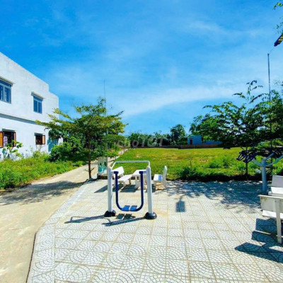 Chỉ 620tr sở hữu 110 m2 vuông vức, sẵn sổ, sát rạt Hoà Tiến (đi 200m)