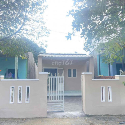 Bán nhà c4 khu bến trễ Cẩm Hà Tp Hội An giá chỉ 1tỷ xxx