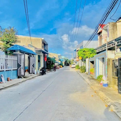 Cần bán gấp lô đất sau lưng chợ Lệ Trạch, cách trung tâm Đà Nẵng 12km.