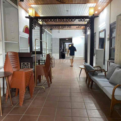 cho thuê nhà mặt tiền kinh doanh phố cổ -tp hội an- dt:150m2