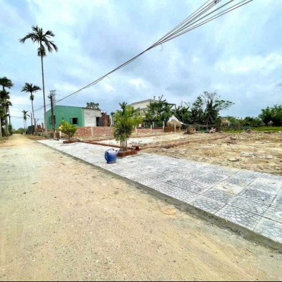 cần bán cặp LK nằm gần ngay phố chợ Nam Phước, 200m2 thổ cư