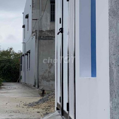 Nhà Điện Ngọc mới xây giáp Hoà Quý Đà Nẵng