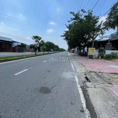 300m2 mặt tiền đường 27m, phù hợp kinh doanh, buôn bán, mở phòng gym