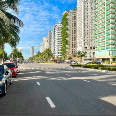 BÁN VILLA BIỂN -DT 200M2 - FULL NỘI THẤT- p.CẨM AN-HỘI AN- GIÁ 9,8 TỶ