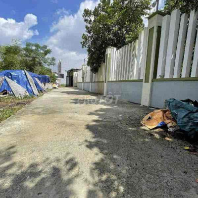 Đất 2 mặt kiệt Tứ Ngân Điện ngọc