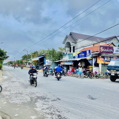 2 lô liền kề nằm sát UBND Duy Phước - Đường ô tô - Giá chỉ 550tr/1 lô.