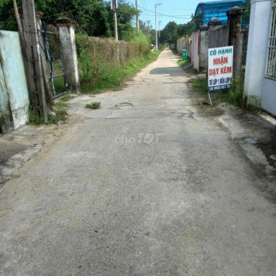 Chính chủ cần bán đất mặt tiền Nguyễn Sinh Sắc -Điện ngọc