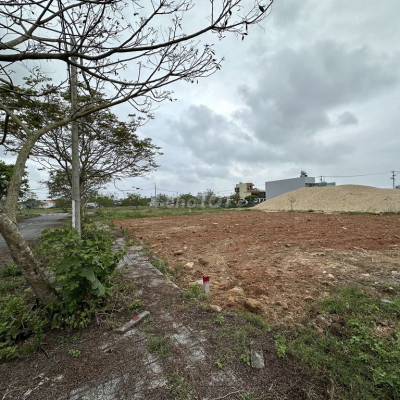 Cần bán 4 lô liền  dự án Điện thắng bên trạm thu phí giá  1ty5 1 lô