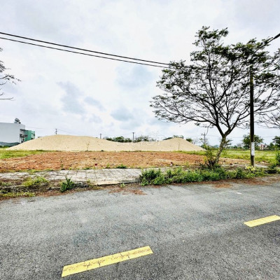 Cần bán 4 lô liền kề khu dự án điện thắng trung