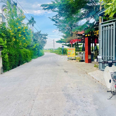 Chính chủ cần tiền bán gấp 200m2 đất phía Nam Hội An chỉ nhỉnh 1 tỷ.