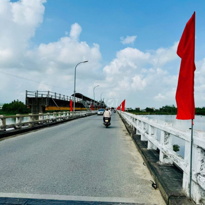 Cần bán  nhanh lô đất trục chính đi Cầu Cửa Đại Hội An chỉ nhỉnh 500tr