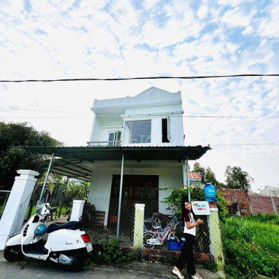 Nhà 2 mặt tiền 180,3m2, 3 tầng-3pn-3wc cách phố cổ Hội An 5-10’