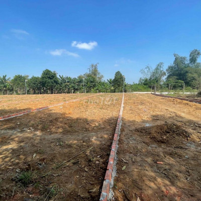 400m2-/3lô đã tách sẵn giá 420tr/lô View đẹp ngang 15m