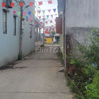 Đất gần đại học FPT, đh Việt Hàn. Đường oto