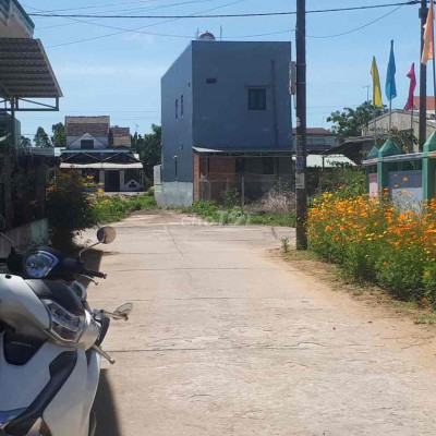 Bán Gấp! Đất Điện Bàn Sát 150m² Chỉ 400 Triệu, Đường 5m Dân cư đông