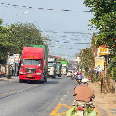 cần bán 361m2 đất ở đô thị đã có sổ hôn, mặt tiền đường 15m trần phú,