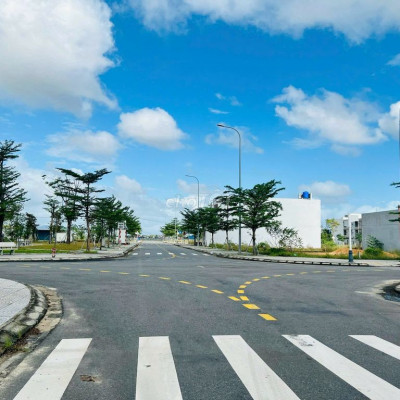 Bán Đất Nền Hội An - Cao Ráo - 150m2 giá 1,x tỷ Đường nhựa