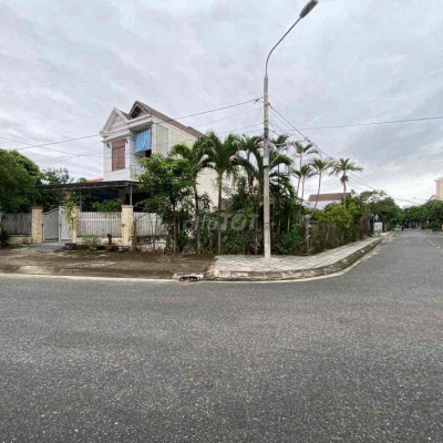 Căn góc 2 tầng, trung tâm TP Tam Kỳ. giá rẻ chủ cần tiền bán nhanh