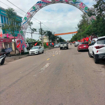 Mặt tiền đường Mẹ Thứ Vĩnh Điện ngay các phòng công chứng ngân hàng