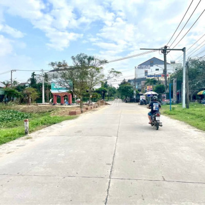 Cần bán nhanh cặp liền kề 280m2 gần thị Trấn Nam Phước