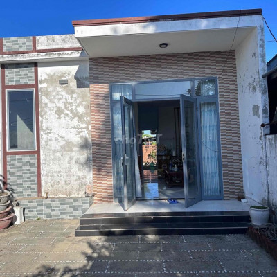 Bán đất kèm nhà cấp 4 cơ bản