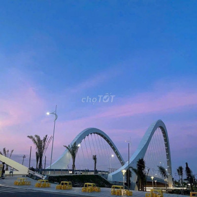 Bán lô đất đường 2 làn 27M Dũng Sĩ Điện Ngọc